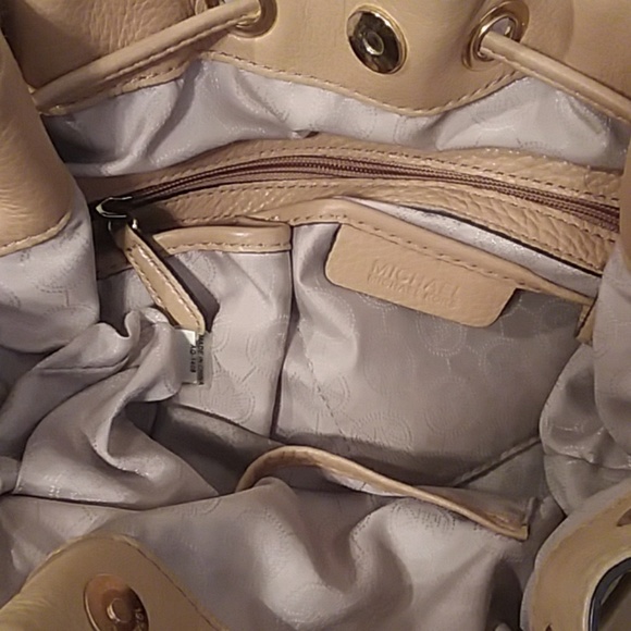 MICHAEL KORS - Picture 6 of 7